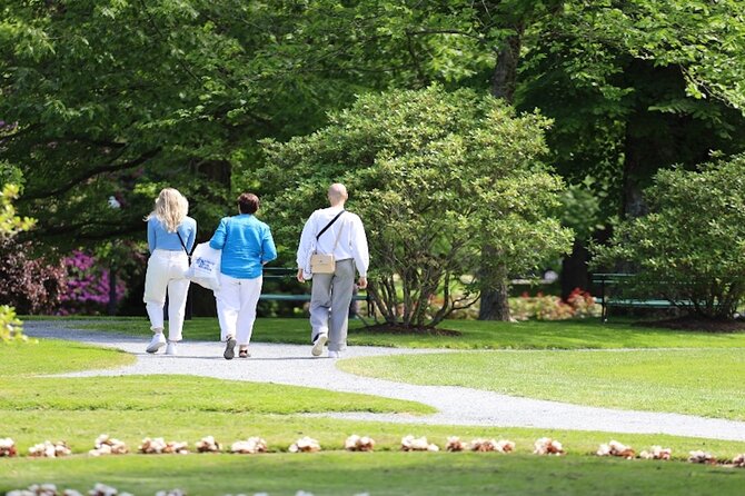 Halifax Small Group Walking Tour With Citadel Maritime Museum - Local Guide Expertise