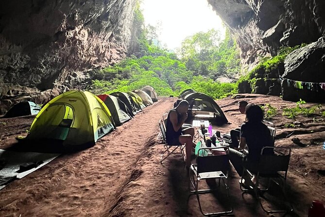 Hang Pygmy Exploration Tour 2 Days 1 Night - Meeting and Pickup Details