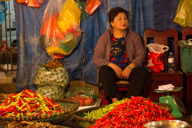 Hanoi by Dawn Photo Tour - Experiencing Hanois Vibrant Morning Market Scenes