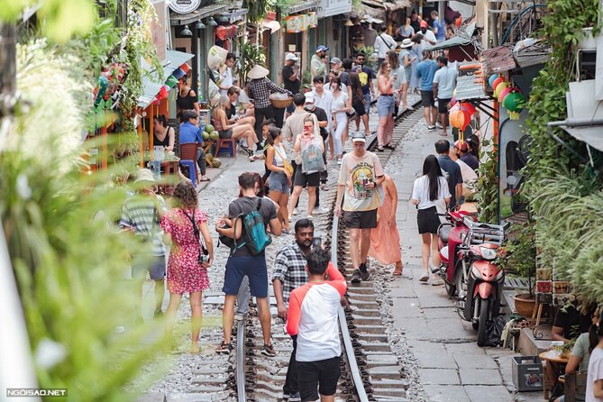 Hanoi Vespa Night Street Food Tour Train Street Live Music - Inclusions and Pickup Information
