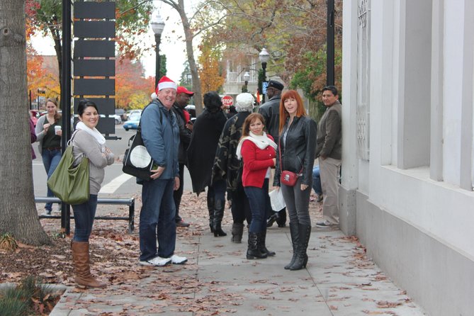 Healdsburg Wine & Food Holiday Walking Tour - Meeting Point and Directions