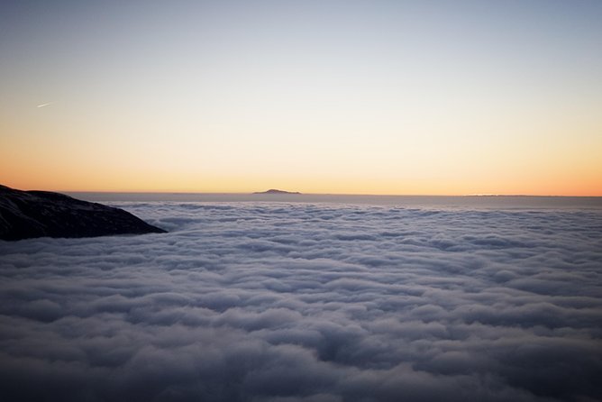 High Sierra Nevada 6 Hours Hiking Experience - Professional Guides and Safety