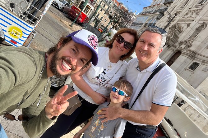 Historic Lisbon Tour in Private Tuk-tuk - Tour Guide Expertise