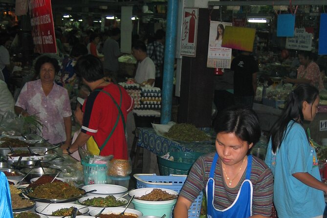 Historical City Bike Tour of Chiang Mai - Cultural Experiences