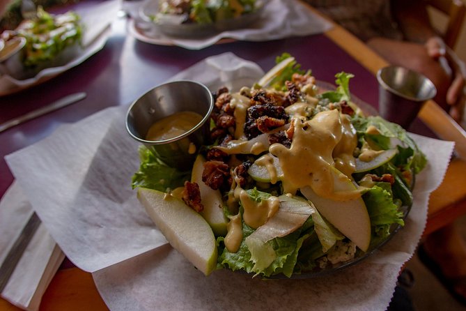 Honolulus Best Lunch Time Walking Food Tour - Customer Reviews