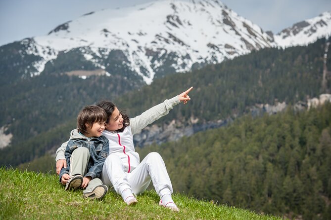 Interlaken: Best of Swiss Villages Private Tour With Food Tasting - Meeting Point and Logistics