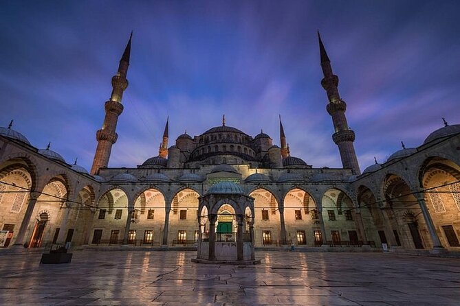 Istanbul Small-Group Walking Tour, Hagia Sophia, Grand Bazaar - Guide and Communication