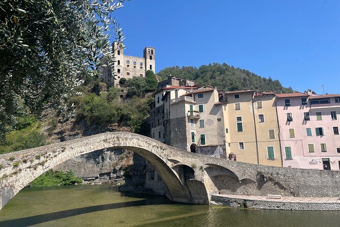 Italian Market and Menton - What to Expect