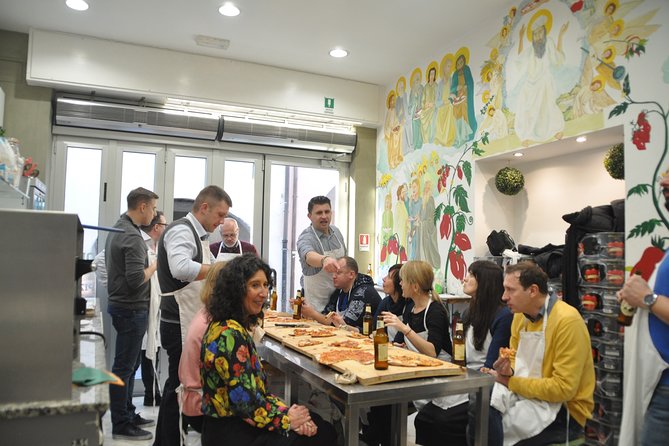 Italian Pizza Cooking Class With Chef Francesco in Padua - Cancellation Policy