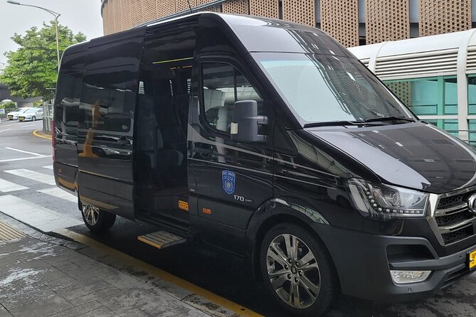 Jeju Island Private Mini-Bus Tour-World Natural Heritage / UNESCO - Private Mini-Bus and Group Size