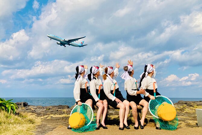 [Jeju] Private Photoshoot With Traditional Pearl Diver Haenyeo Costume - Reviews