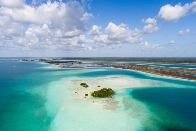 Kayak Tour at Sunrise in the Bacalar Lagoon With Breakfast - Breakfast Options Included