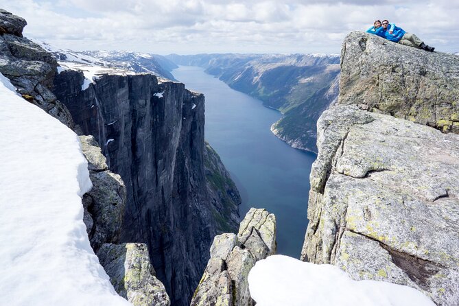Kjerag Low-Season Hike - Equipment and Gear