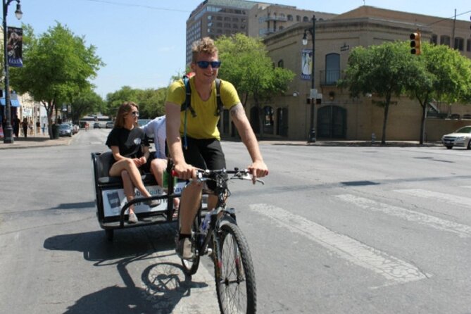 Live Music Capital of the World Pedicab Tour - Pickup and End Point