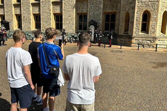 London for Kids Full Day With Westminster Abbey & Tower of London - Reviews: Overall Rating, Viator and Tripadvisor Reviews, and Ratings