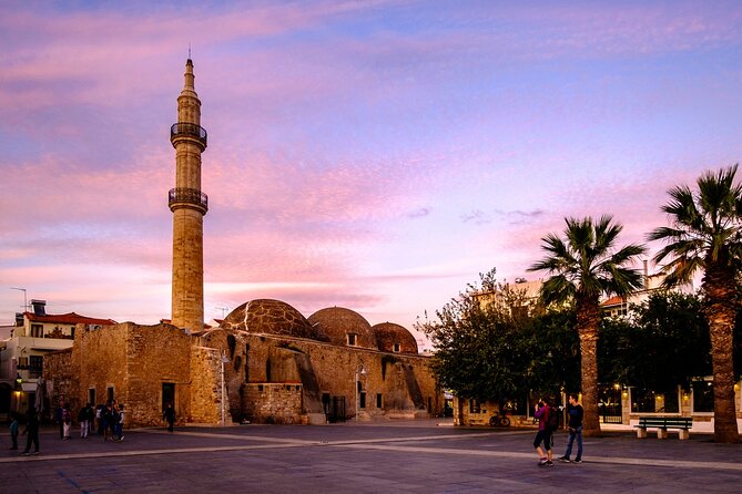 Lovely Romantic Walking Tour in Retimno - Cultural and Artistic Highlights