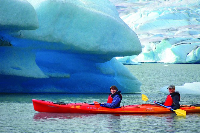 Mendenhall Lake Kayak and Salmon Bake Adventure - Meeting Point and Logistics