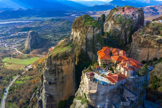 METEORA - 2 Days by Train From Thessaloniki - Including 2 Guided METEORA Tours - Daily - Transportation and Accommodation