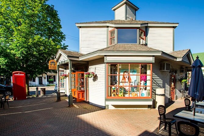 Mont-Tremblant Scavenger Hunt: The Good Life - Meeting and Pickup Information