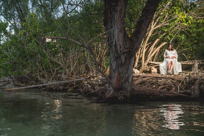 Montego Bay Photographer - What to Expect During the Photoshoot at Doctors Cave Beach