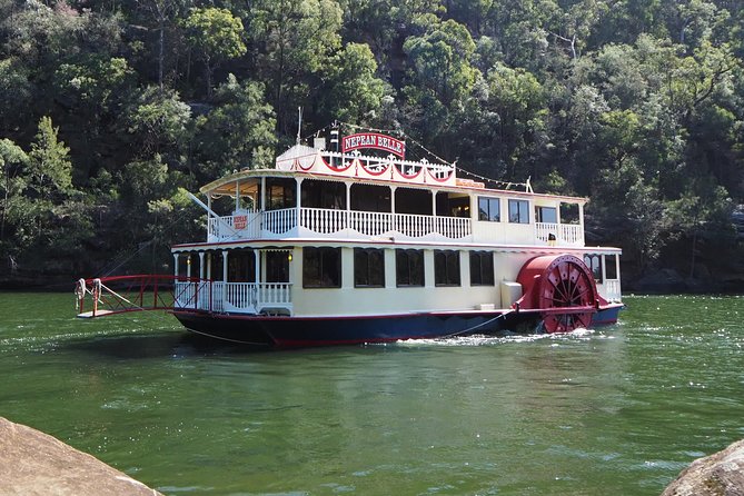 Morning in the Gorge - Meet the Captain and Steer the Paddlewheeler