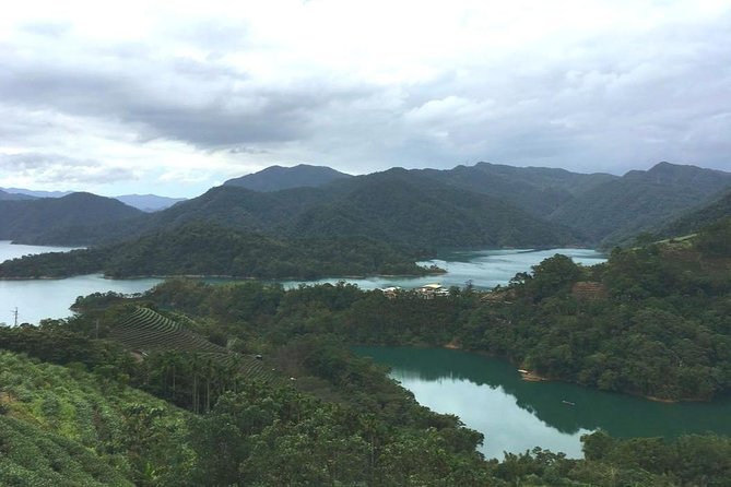 N116 Shijiu Old Street Qiandao Lake Secret World Gossip Tea Garden Day Tour (10h) - Weather Policy
