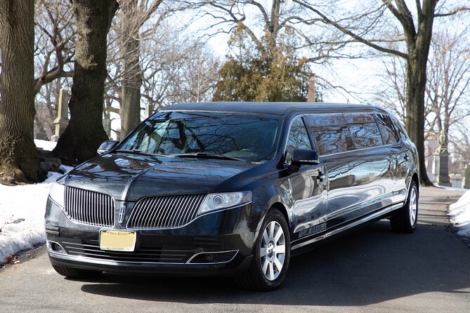 New York City Airport Departure Transfer by Limo LGA JFK EWR - Meeting and Pickup