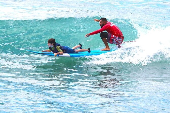 Oahu Ala Moana Beach 2-Hour Surf Lesson and Waikiki Round-Trip - Equipment and Logistics