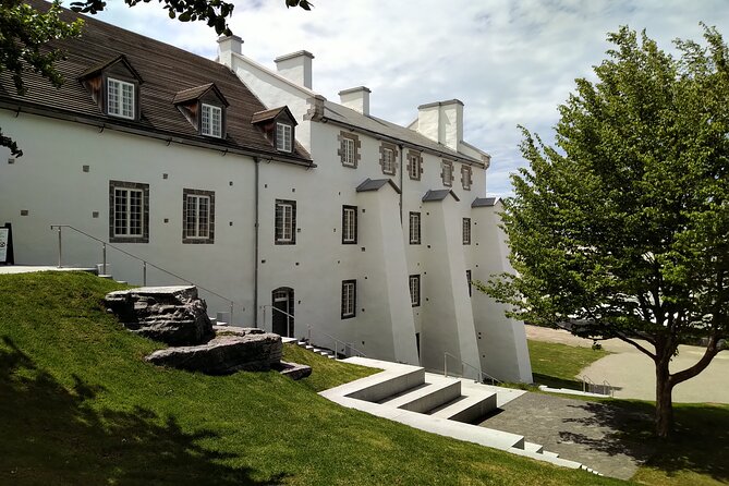 Old Quebec City Private Walking Tour: History and Nature - Meeting and Pickup