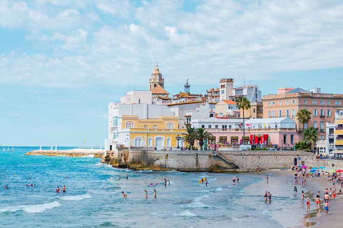 One Day Private Historical Tour in Tarragona and Sitges - Private Tour Itinerary