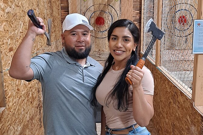 One Hour Axe Throwing Guided Experience in Tri-Cities - Enjoy a Family-Friendly Atmosphere