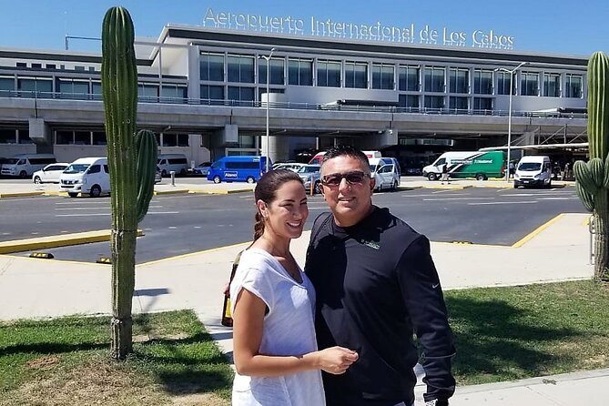 ONE WAY Cabo Airport Private Van to Cabo Resorts AREA up to 6 - Whats Included in the Private Van Transfer