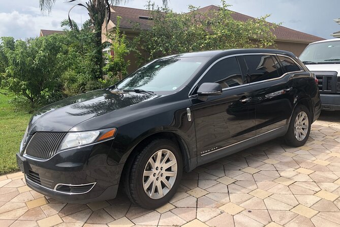 Orlando Airport MCO to Port Canaveral Luxury Sedan - Pickup and Meeting Details