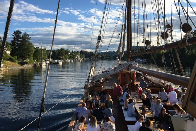 Oslo Combo Tour: Grand City Tour and Oslo Fjord Cruise - Tour Highlights