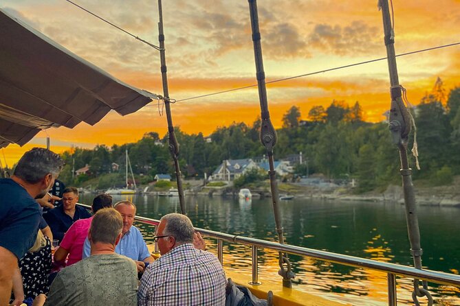 Oslofjord Dinner Cruise on a Sailing Ship - Spot Quaint Bathhouses and Cottages
