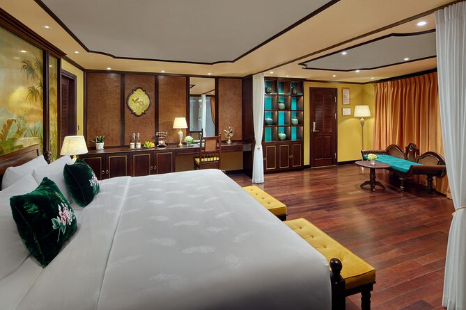 Overnight Indochine Premium Cruising Tour at HaLong (From Halong) - Reviews and Ratings