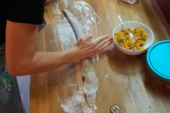Pasta Workshop And Dinner: Veggie-Friendly Florence - Vegetarian Twist on Classic Pasta Dishes