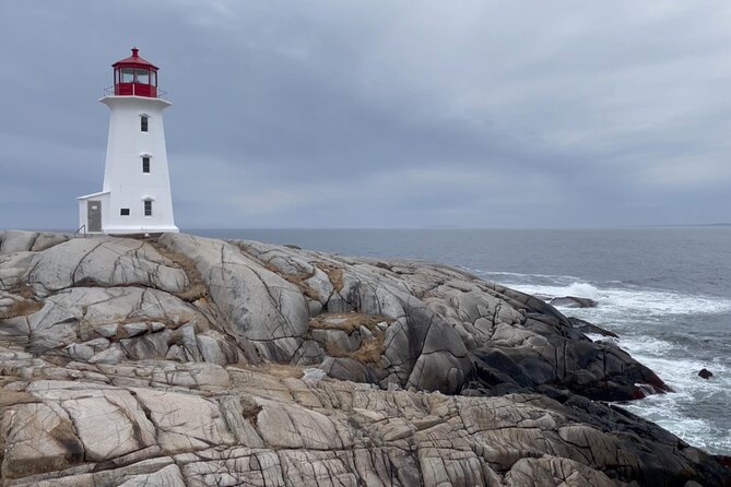 Peggys Cove and Lunenburg Tour (Small Group) - Guided Commentary