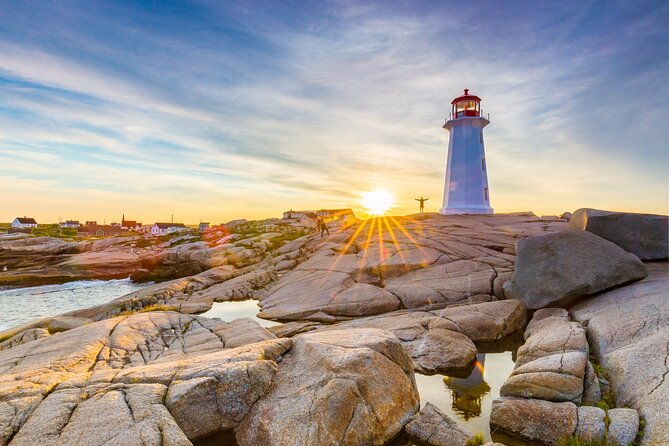 Peggys Cove Express Small Group From Halifax - Scenic Ocean Views