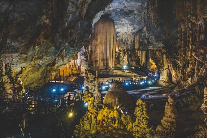 PHONG NHA CAVE- PARADISE CAVE FULL DAY FROM DONG HOI or PHONG NHA - Assistance and Support