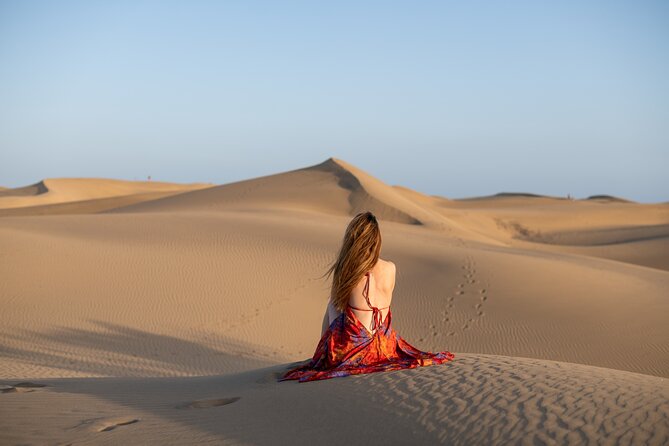 Photoshoot at Dunas Maspalomas in Desert Beach Ocean View - Meeting and Pickup