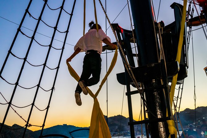 Pirate Ship Sunset Dinner and Show in Los Cabos - Hearty Meal Included
