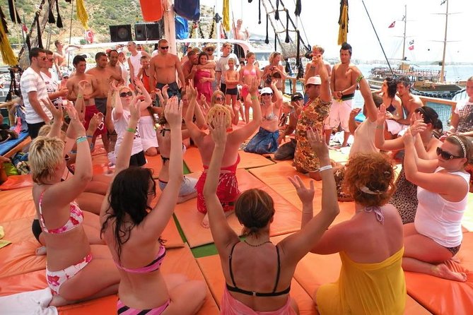 Pirate Ship With Alanya City Visit With Lunch and Drinks - Pricing and Booking Details