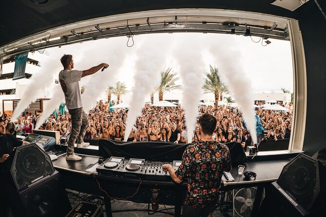 Pool Party in Miami With Open Bar, Party Bus & Entry Included - Common Questions