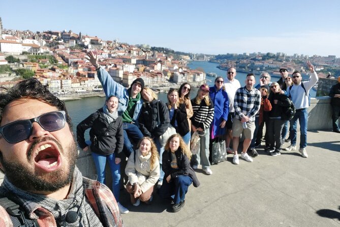 Porto Walking Tour - The Perfect Introduction to the City - Positive Reviews About Tour Guides Felipe and Monica