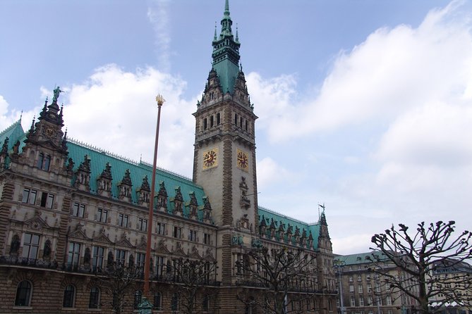 Private 3-Hour Hamburg Sightseeing Tour in a Mercedes Limousine - Mercedes Limousine Experience