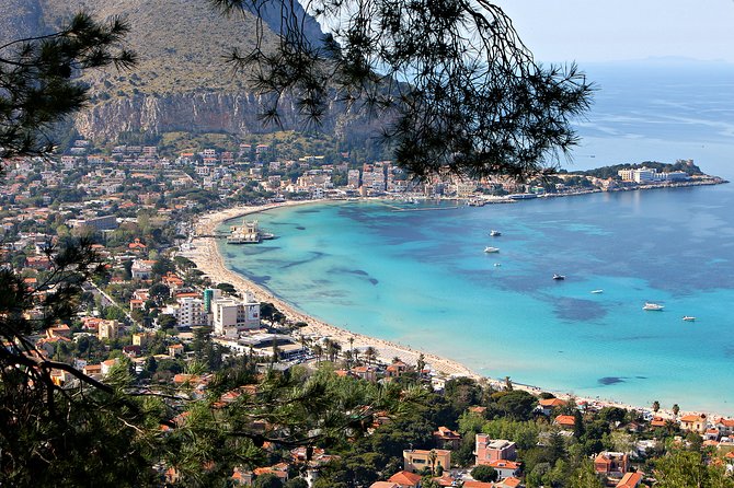 Private 3-Hour Walking Tour of Palermo With Official Tour Guide - Knowledgeable Tour Guide