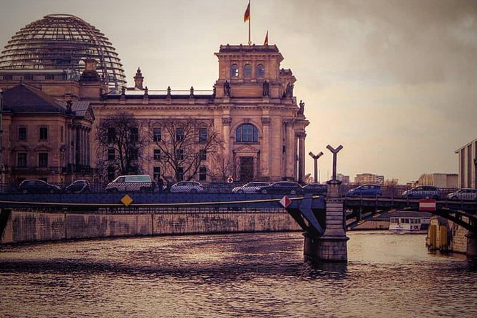 Private City Tour Berlin: Sightseeing Highlights & History - Common Questions