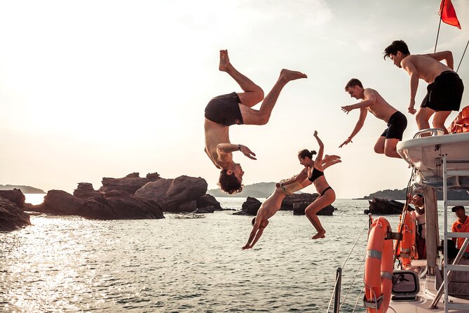 Private Day Sailing Cruise on Yacht in Nha Trang - Witness Stunning Sunsets From the Comfort of the Boat