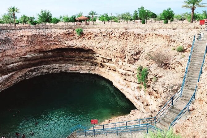 Private Day Trip to Wadi Shab and Bimmah Sinkhole - Special Offer and Limited-Time Promotion